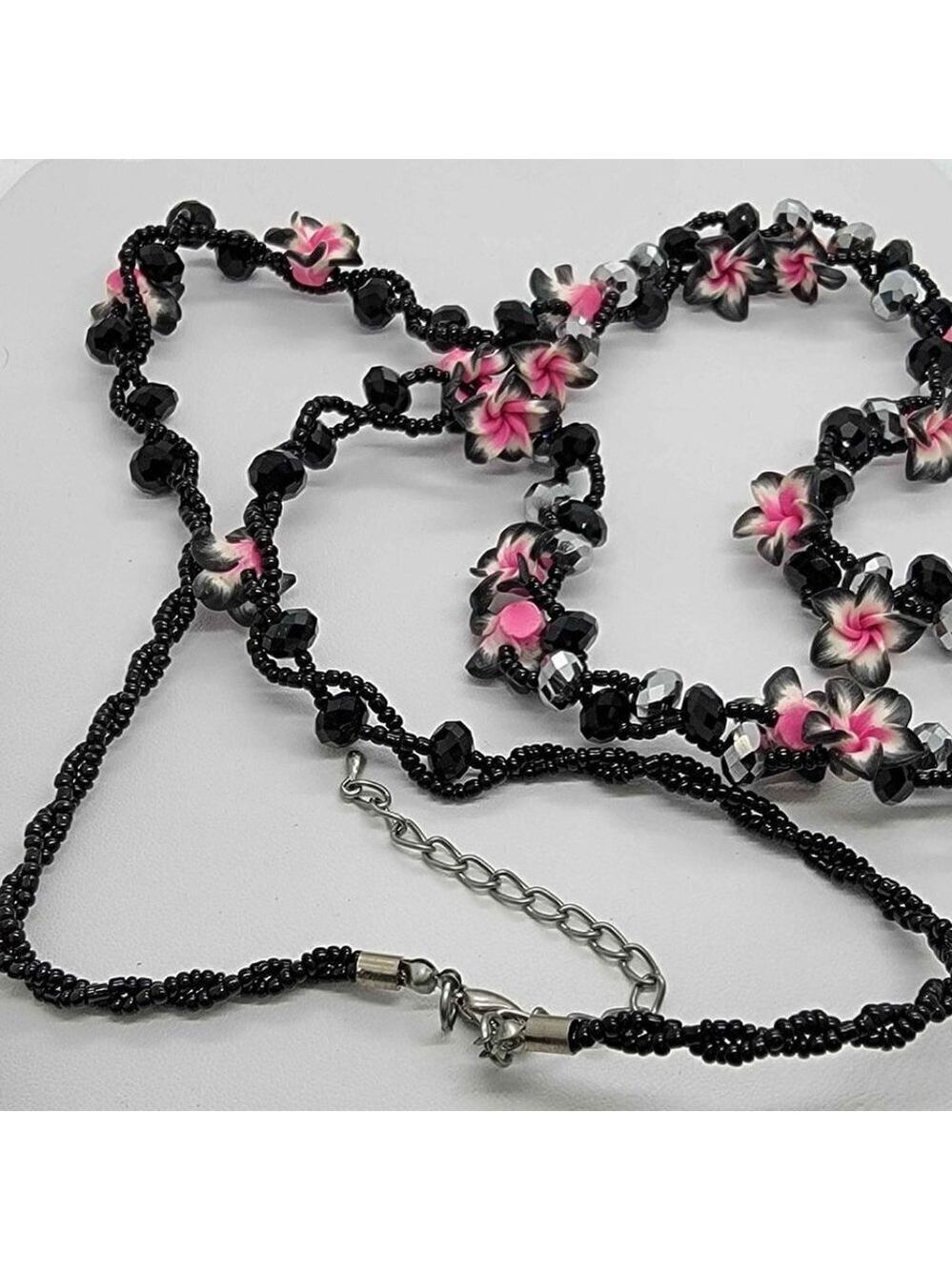 Pre owned Flower Necklace